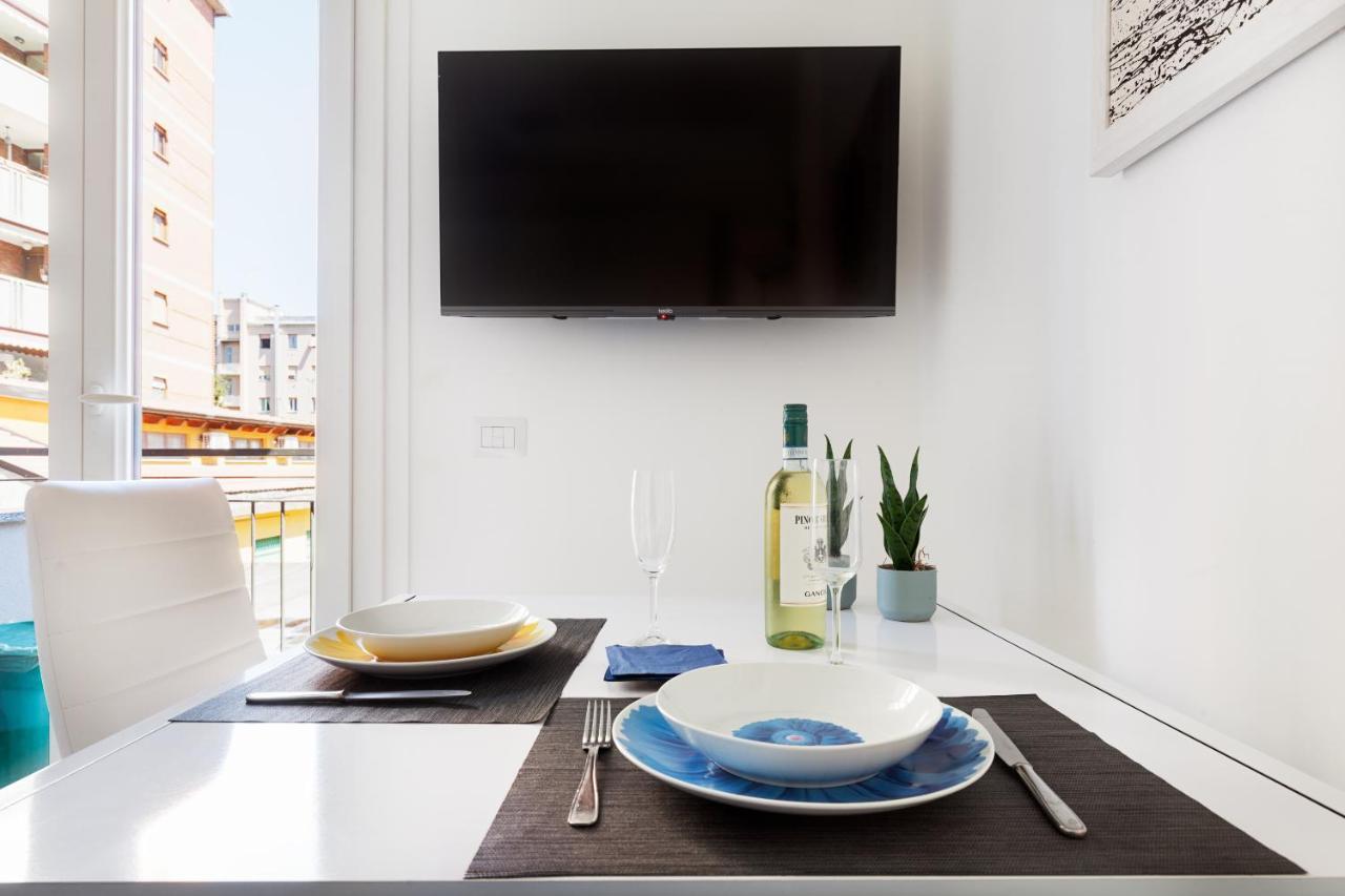 Elegant Flat In Milan, Wi-Fi E Netflix! Apartman Kültér fotó