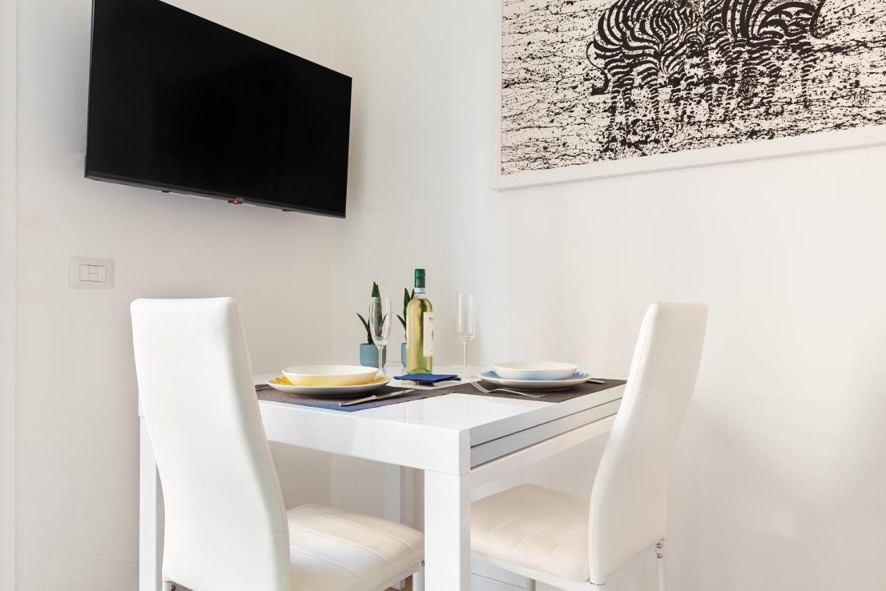 Elegant Flat In Milan, Wi-Fi E Netflix! Apartman Kültér fotó